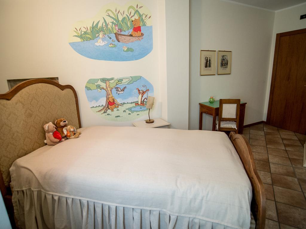 B&B Del Gran Ducato Di Alzano Sopra Alzano Lombardo Szoba fotó